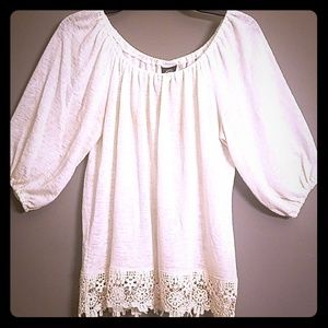 Ladies Small top with crochet detail by Bobeau